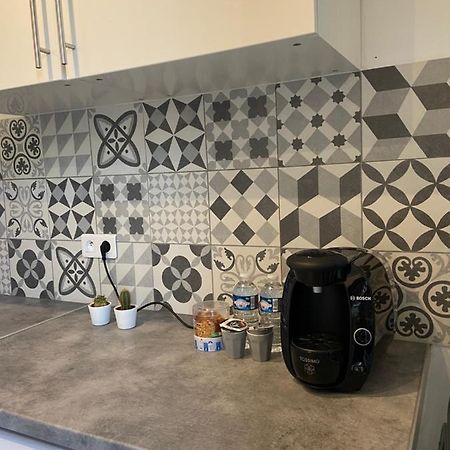 Studio Cosy Au Coeur Du Centre Ville Ideal Pour Visiter Marseille Bagian luar foto